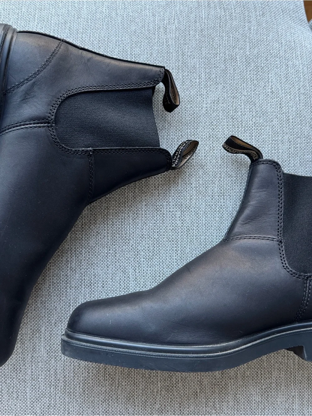 Blundstone Men's Black Leather Chelsea Boots - USA size 11.5